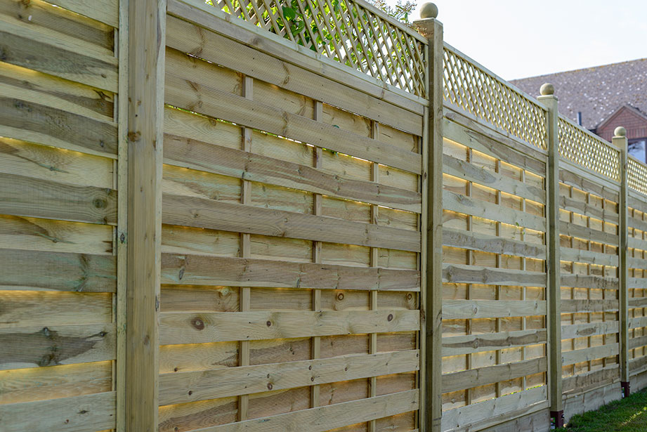 The Alderley is an attractive joint framed trellis available in varying shapes and sizes and part of the Valencia Garden Collection. With a lattice gap of 40mm, the trellis is planed and chamfered for a superior finish. Each product is pressure-treated ensuring longevity in use.