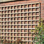 This Heavy Duty Trellis with a robust frame is ideal for supporting climbing plants. The fine swan timber provides a smooth, superior finish whilst the pressure treatment protects the trellis from wood rot and decay.