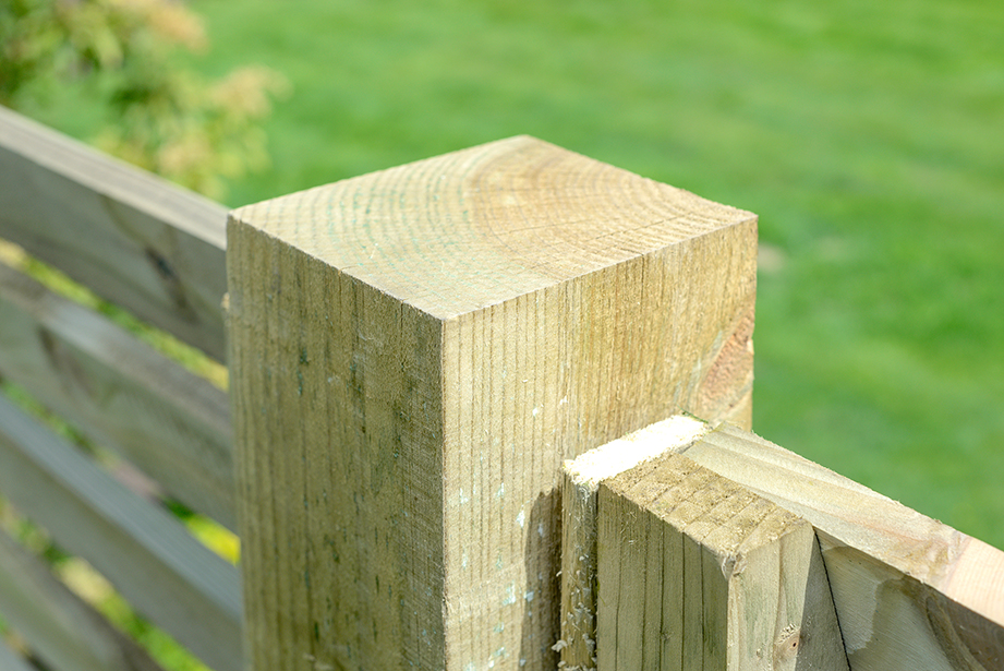 The standard Grange 75mm square post is pressure treated green for greater protection against wood rot a decay. This post is ideal for use with fence panels and gates.