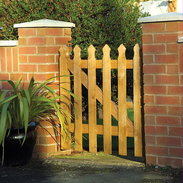 This gate has been designed to blend seamlessly with the Tulip Palisade Fence Panel. It is pressure treated in a golden brown colour with a fine sawn finish making for a smooth timber surface.